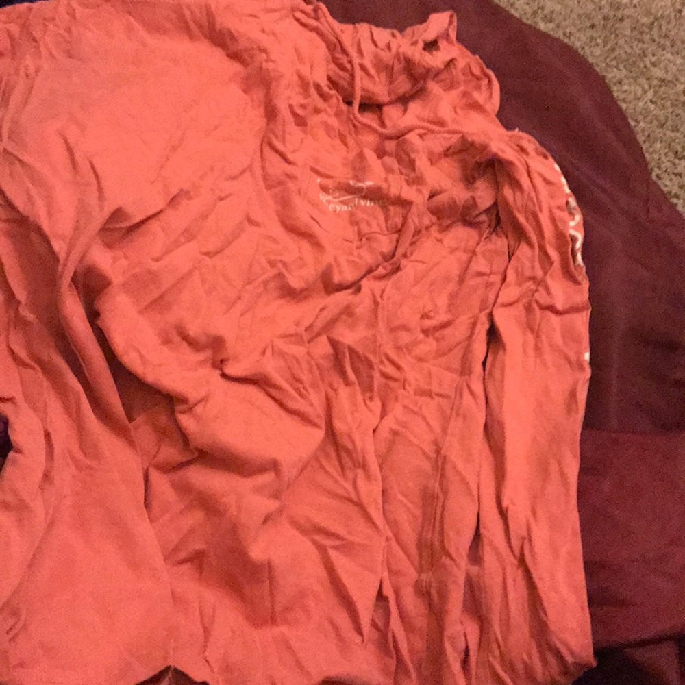 Vineyard vine sweater